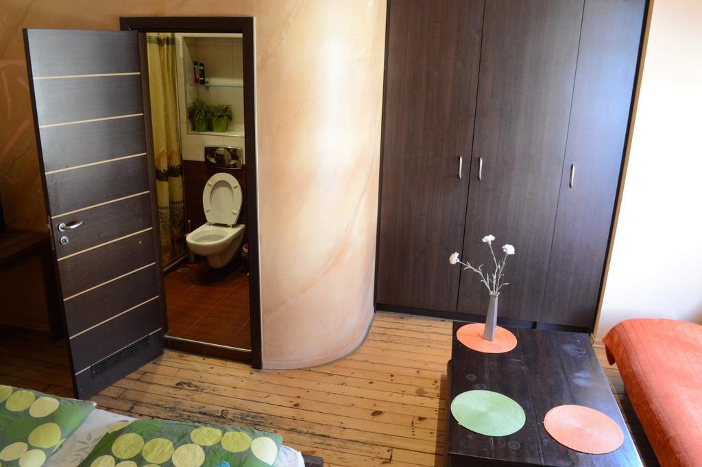 Hostel Elegance On A Budget - For Rent In Center
