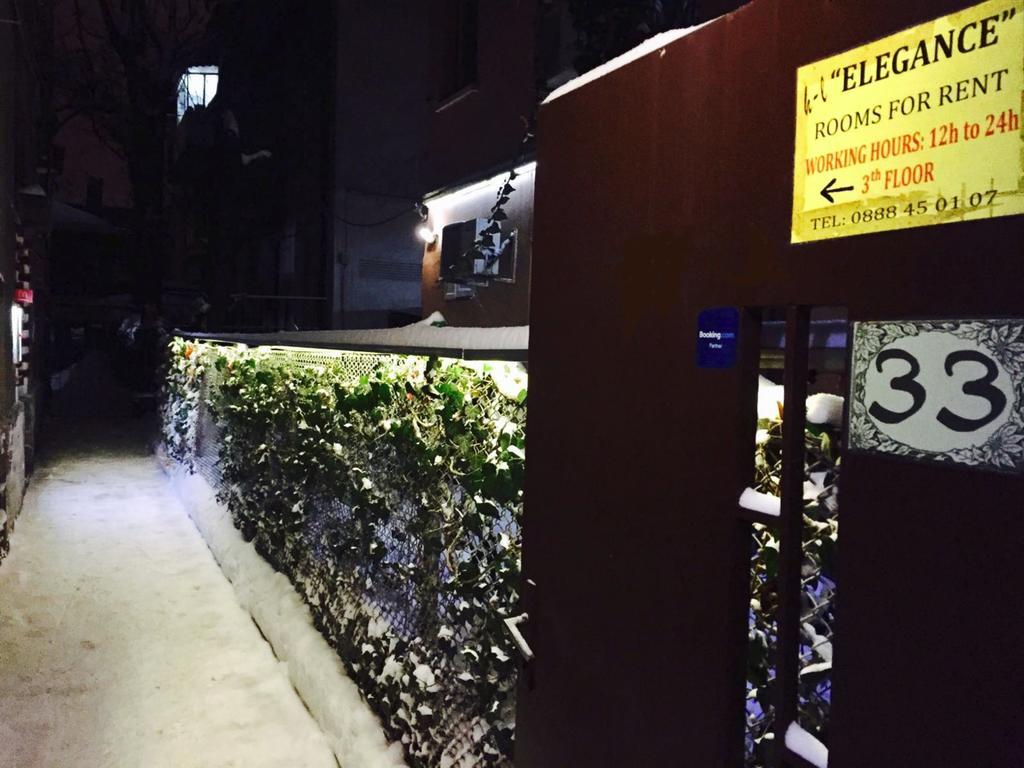 Elegance On A Budget - For Rent In Center Hostel *